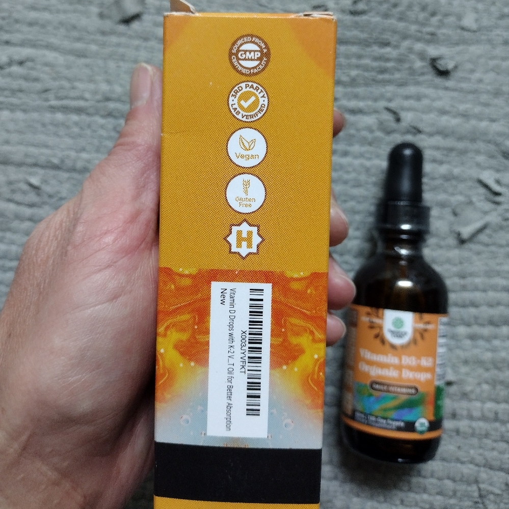 3/$25 Organic Vitamin D3+K2 Drops - Picture 2 of 6